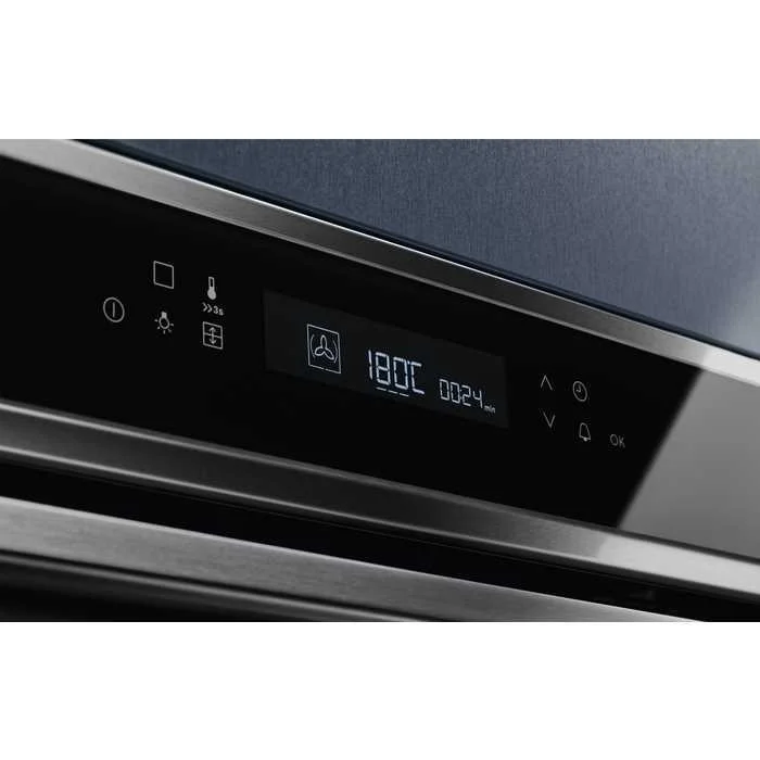 ELECTROLUX EOE7P31X 72 L 3480 W A+ PRETO, AÇO INO.