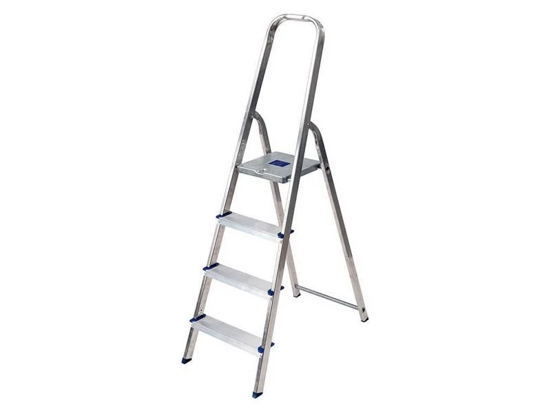 Escada Alfa 4 gr. (gr.82)