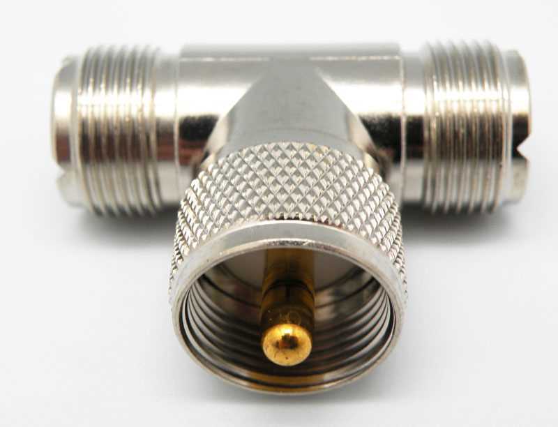 Uhf Macho - 2 Uhf Hembras