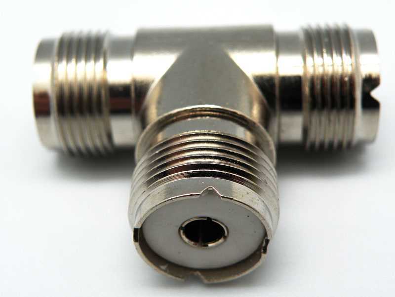 Uhf Tripla Fêmea
