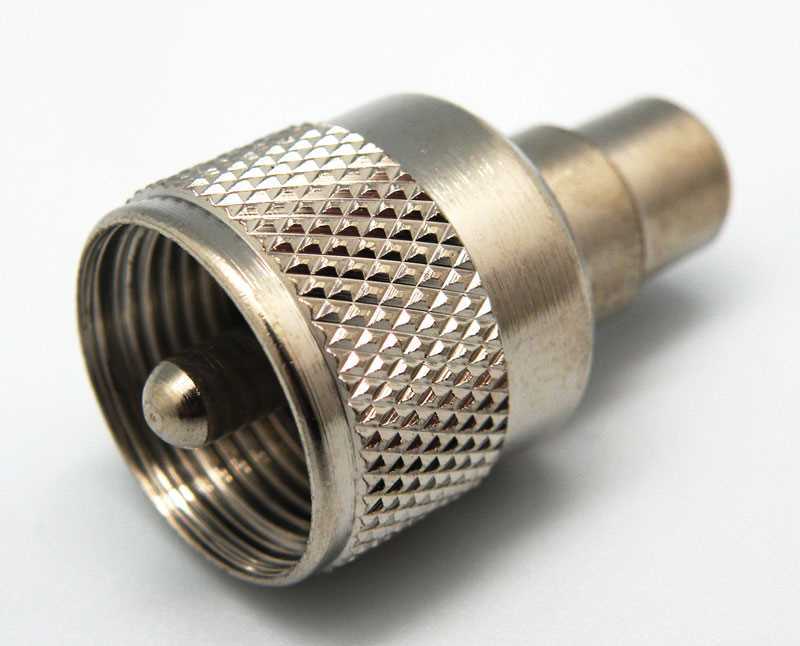 Uhf Macho - Rca Hembra