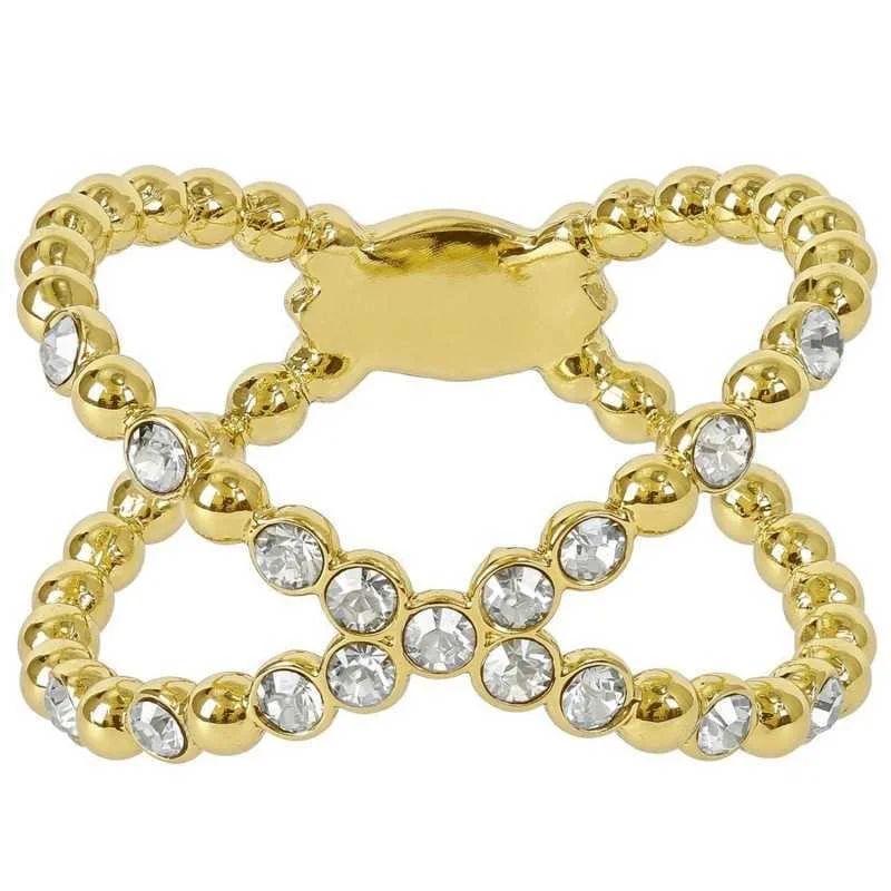 RINGADOREWOMAN