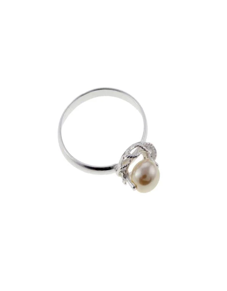 RINGCRISTIAN LAYWOMAN