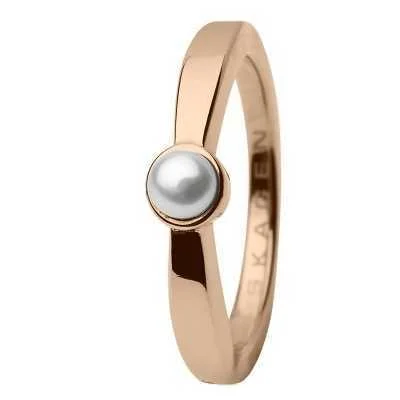 RINGSKAGENWOMAN