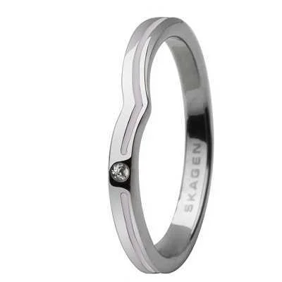 RINGSKAGENWOMAN
