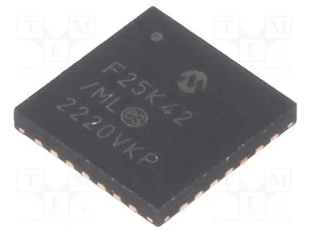 IC: microcontrolador PIC, 64MHz, 2,3&divide;5,5VDC, SMD,.