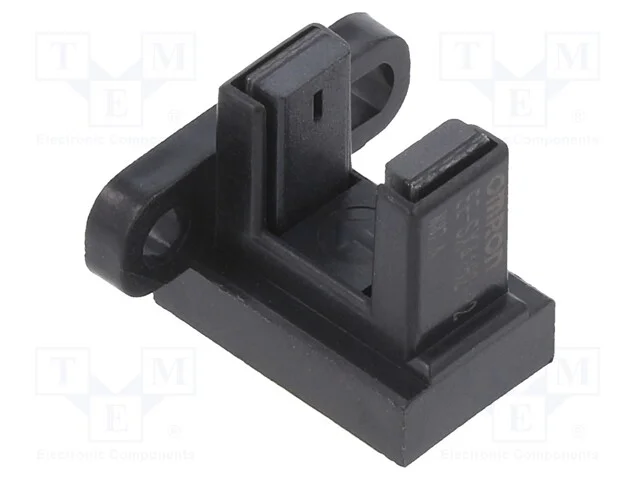 Sensor: Fotoeléctrico, Transmissor-Recetor (Ranhura), Light-On