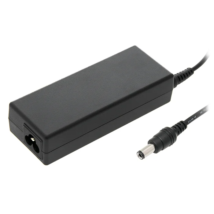 Fonte de Alimentação Akyga para Portáteis Toshiba 19v / 3,