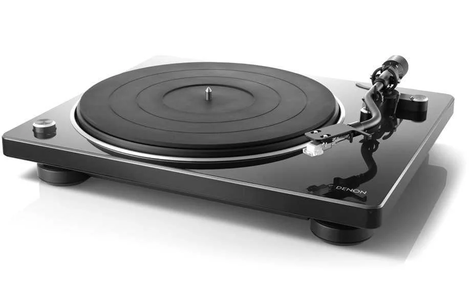 Gira-discos Denon DP-400 Preto