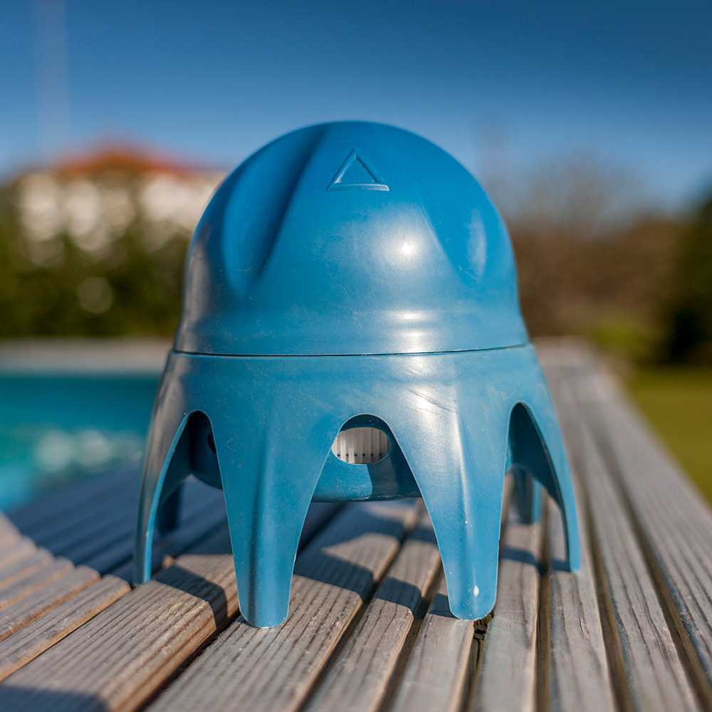Floating Dispenser For Pool Water Maintenance (Poolp'o). Suitable For Above Ground Pools With Or Wit