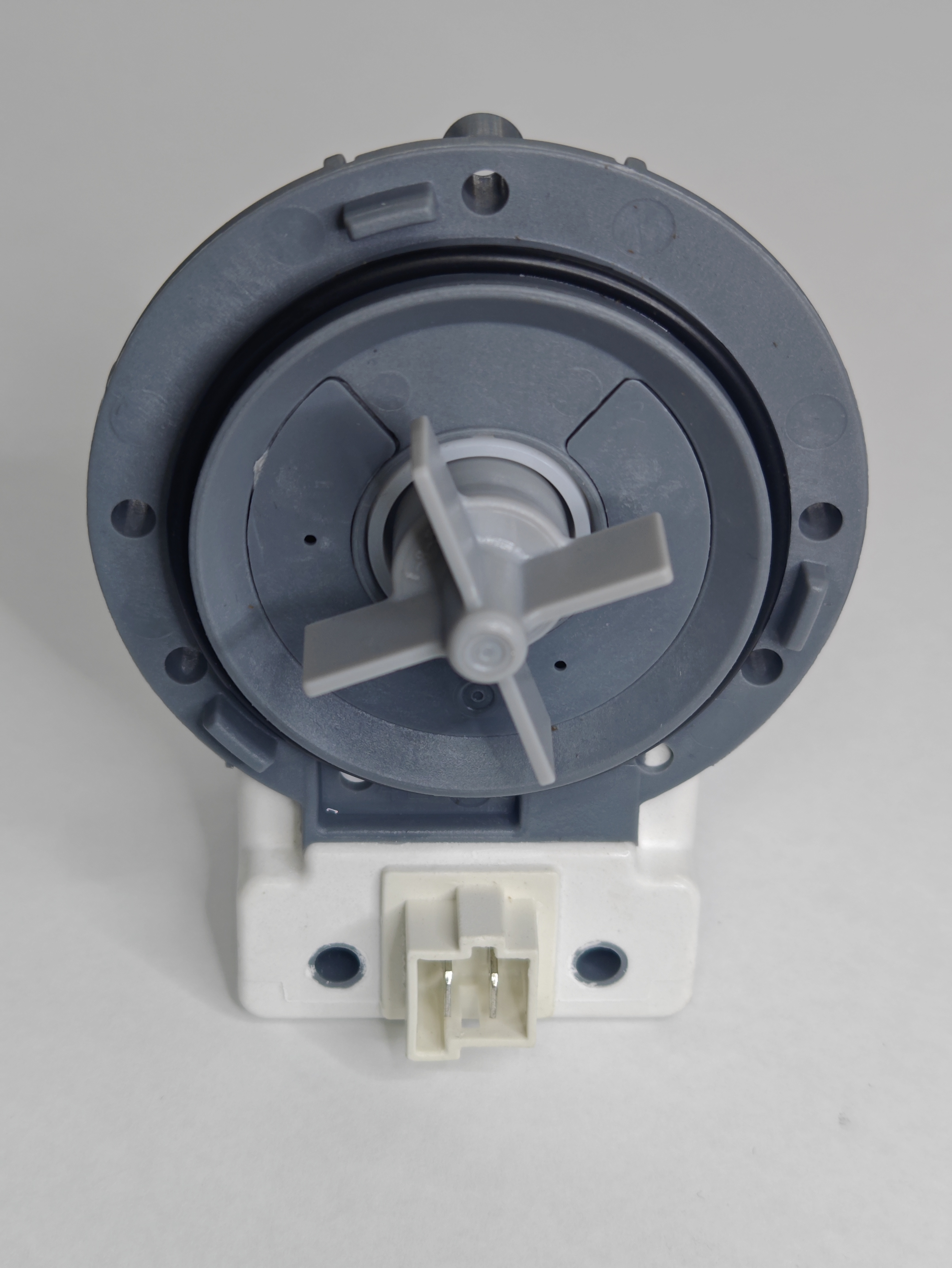 Bomba de Esgoto Universal com Ficha Superior