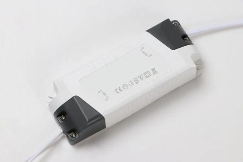 Conductor Painel LED 24w 300ma 72-96v