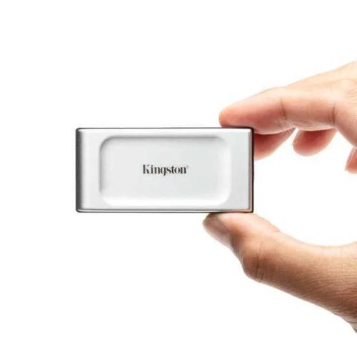 Kingston SSD Xs2000 - 1 Tb - Usb 3.2 - Silver