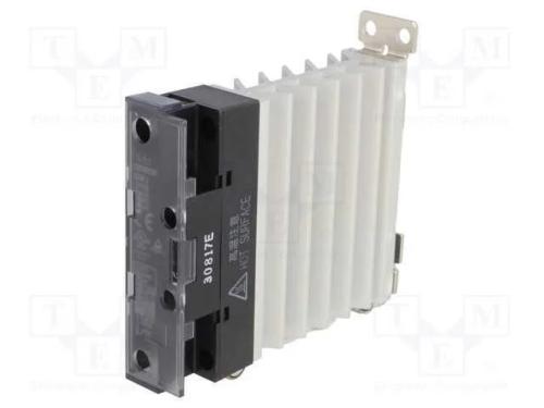 Relé: Semicondutores, Ucoma: 12÷24vdc, 15a, 24÷240vac, -30÷80c