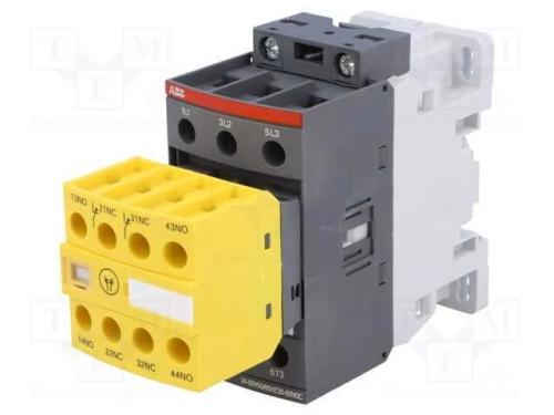 Contator: 3 Polos, No X3, Contatos Auxiliares: Nc X2,No X2, 26a