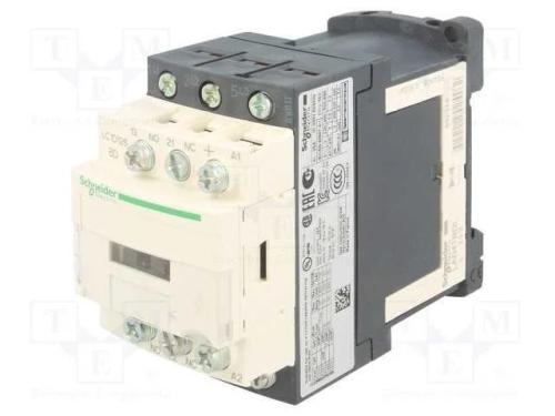 Contator: 3 Polos, No X3, Contatos Auxiliares: Nc + No, 24vdc, 12a