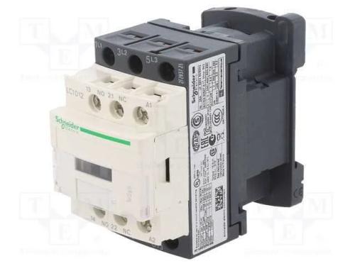 Contator: 3 Polos, No X3, Contatos Auxiliares: No + Nc, 220vac