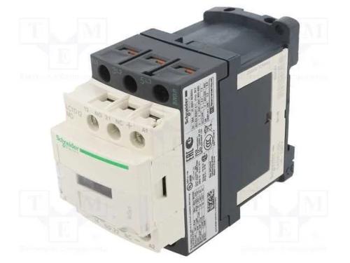 Contator: 3 Polos, No X3, Contatos Auxiliares: No + Nc, 220vdc