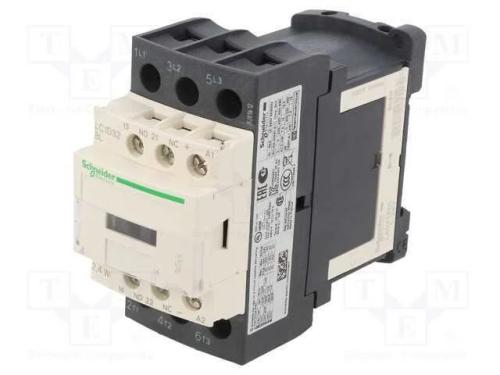 Contator: 3 Polos, No X3, Contatos Auxiliares: No + Nc, 24vdc, 32a