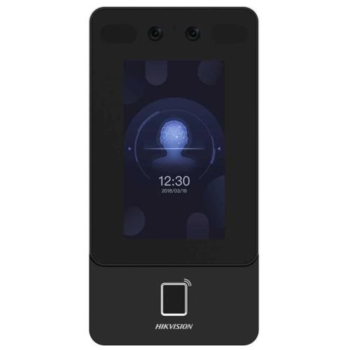 Acesso Poe e Controlo de Presença - Facial, Impressão Digital, Cartão Em, Qr e Pin - 1.500 Utilizado