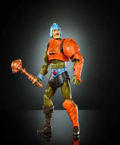 MASTERS OF THE UNIVERSE HYC48 BONECO TEMÁTICO PAR.