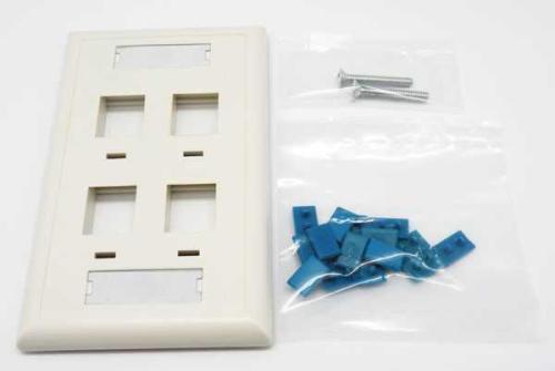Placa para Conectores Keystone, 4 Salidas, Color Blanco