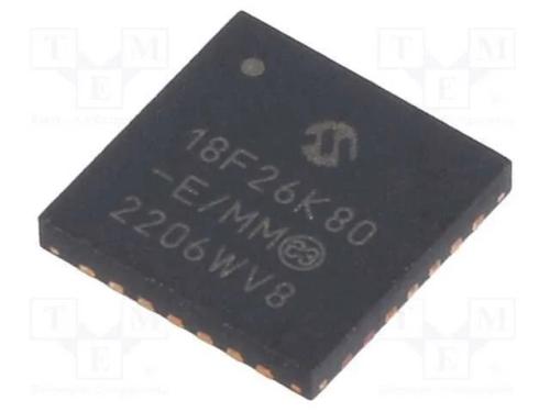 IC: microcontrolador PIC, 64MHz, 1,8&divide;5VDC, SMD, Q.