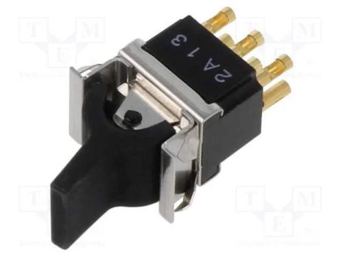 ROCKER, DPDT, Pos: 2, ON-ON, 6A/250VAC, não disp,.