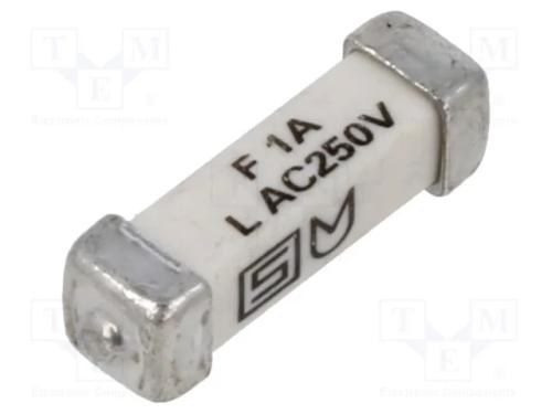 Fusível: baixa tensão, rápido, 1A, 250VAC, 125VDC.