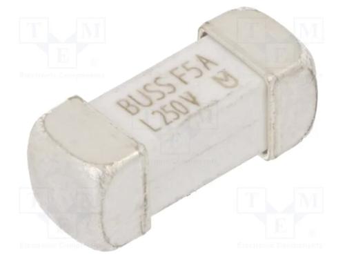 Fusível: baixa tensão, rápido, 5A, 350VAC, 250VDC.