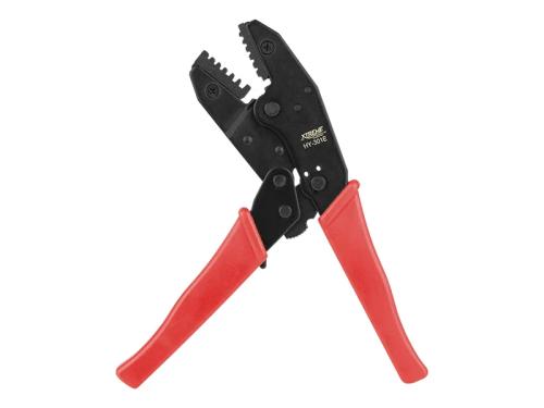 Máquina de cravar para conectores com isolamento .